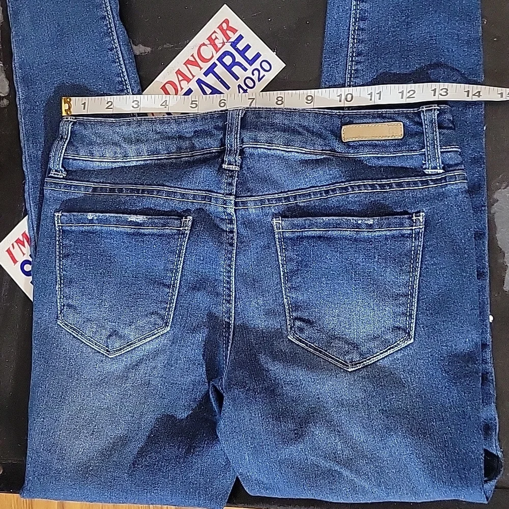 TRUE CRAFT 12 Distressed Skinny Crop Jeans W Lace Detail